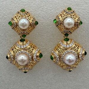 Real fresh water Pearl dangle earring